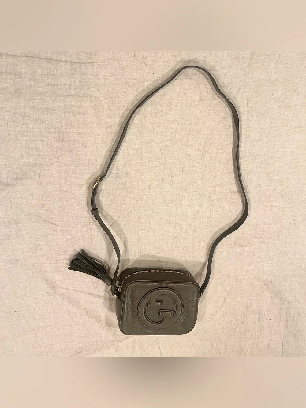 Gucci $2300 Blondie Quilted Crossbody Camera Bag 742360
